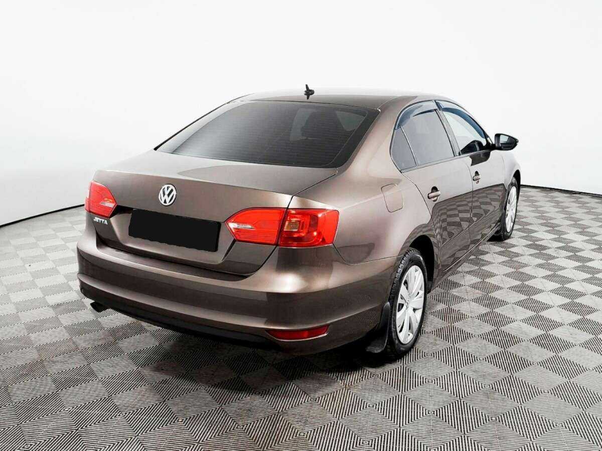 Купить Volkswagen Jetta, 2013, 108 256 км, фото №4