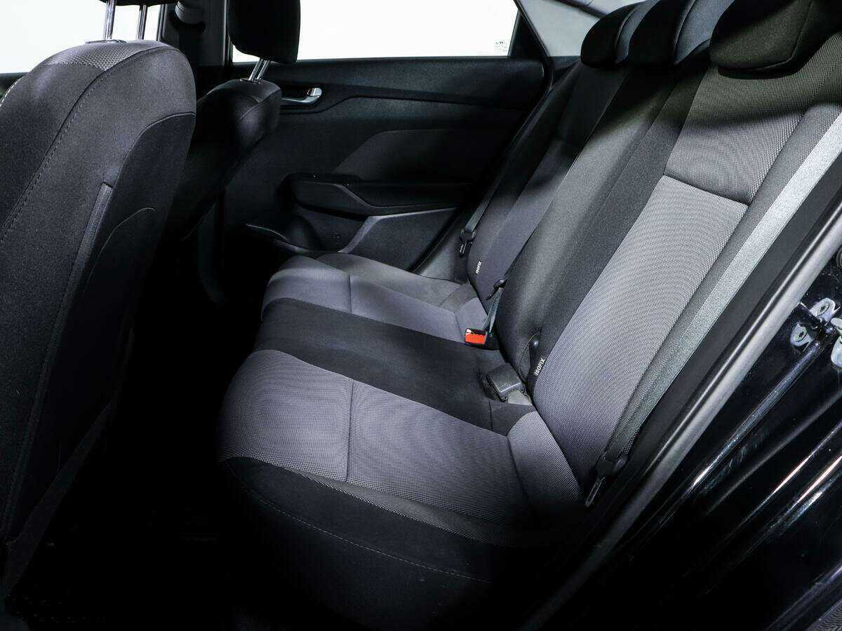 Купить Hyundai Solaris, 2018, 86 000 км, фото №8