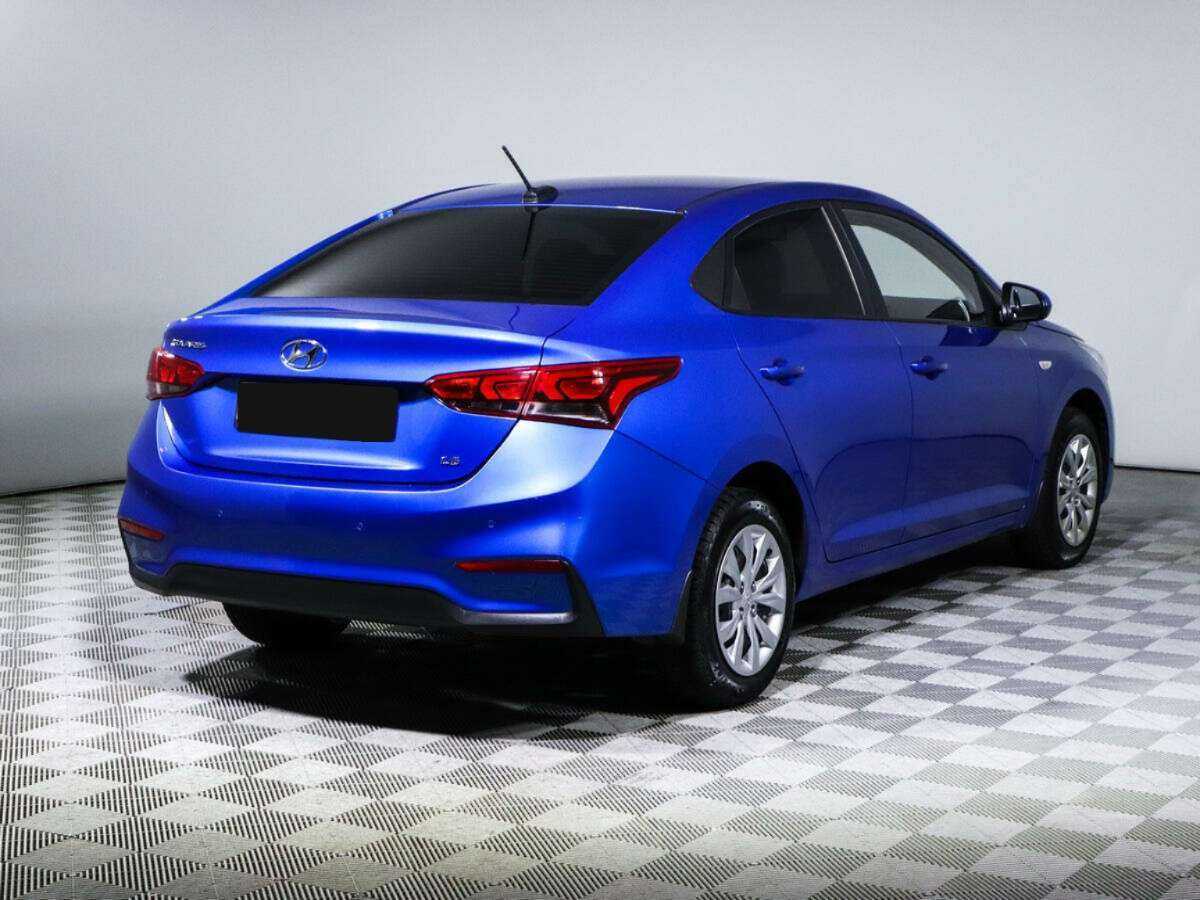 Купить Hyundai Solaris, 2017, 116 656 км, фото №4