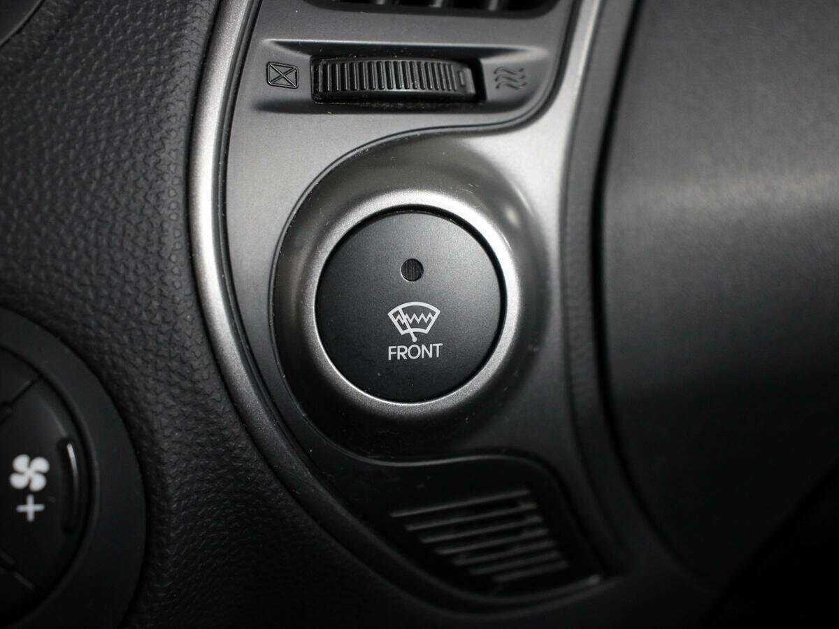 Купить Hyundai ix35, 2013, 182 117 км, фото №21