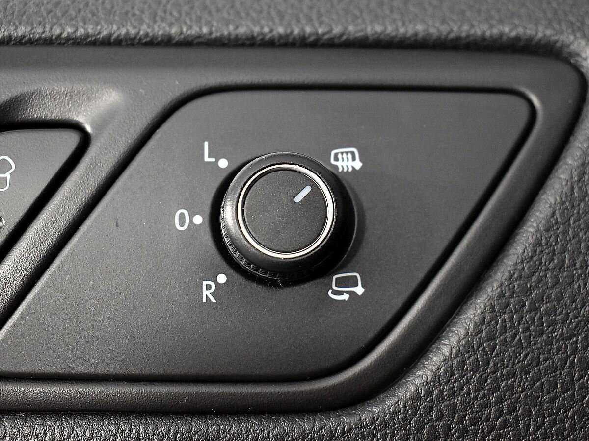 Купить Volkswagen Jetta, 2017, 116 372 км, фото №16