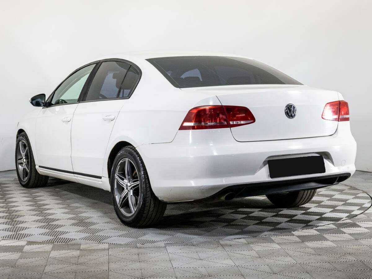 Купить Volkswagen Passat, 2012, 279 510 км, фото №7