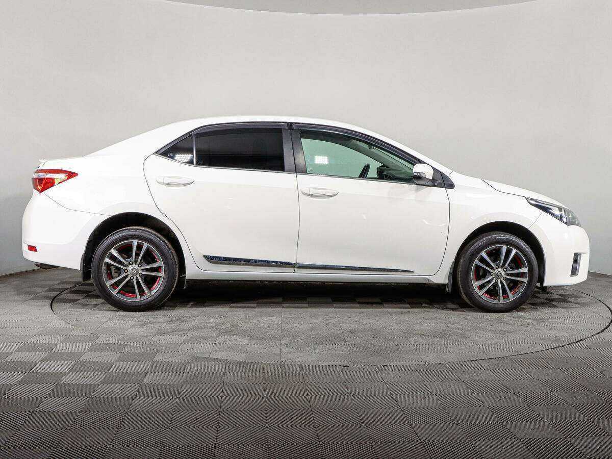 Купить Toyota Corolla, 2014, 180 241 км, фото №4