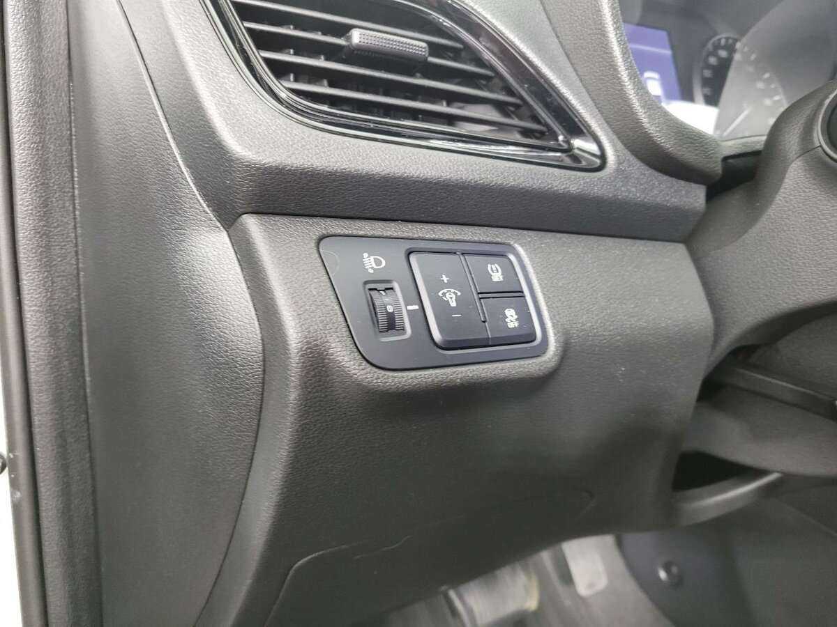 Купить Hyundai Solaris, 2021, 62 517 км, фото №9