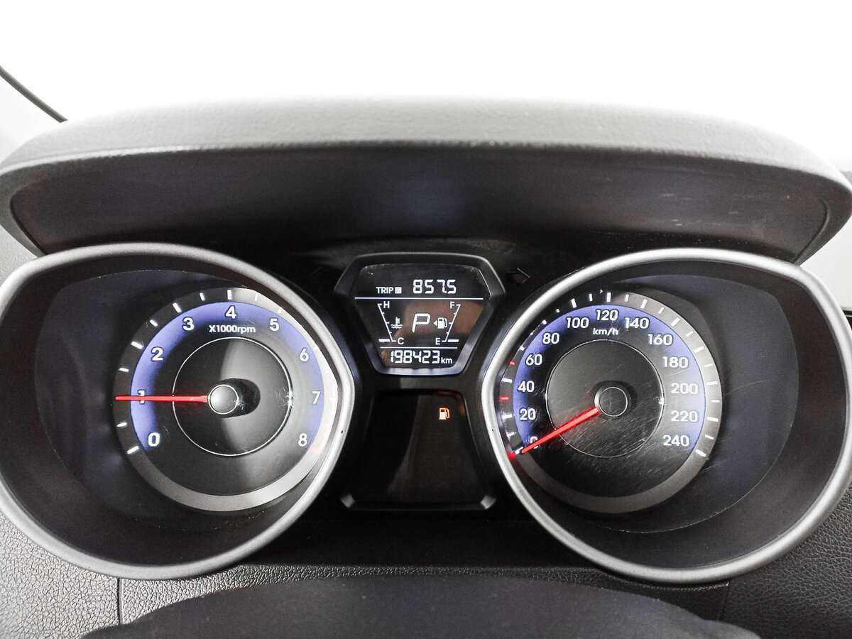 Купить Hyundai Elantra, 2015, 198 503 км, фото №9