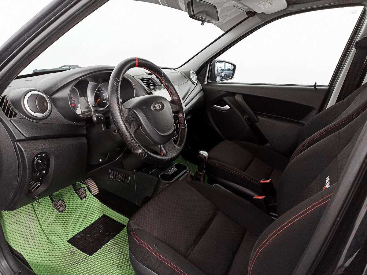 Купить Lada (ВАЗ) Granta Sport, 2017, 160 615 км, фото №12