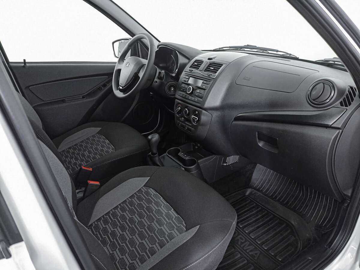 Купить Lada (ВАЗ) Granta Cross, 2023, 6 108 км, фото №9