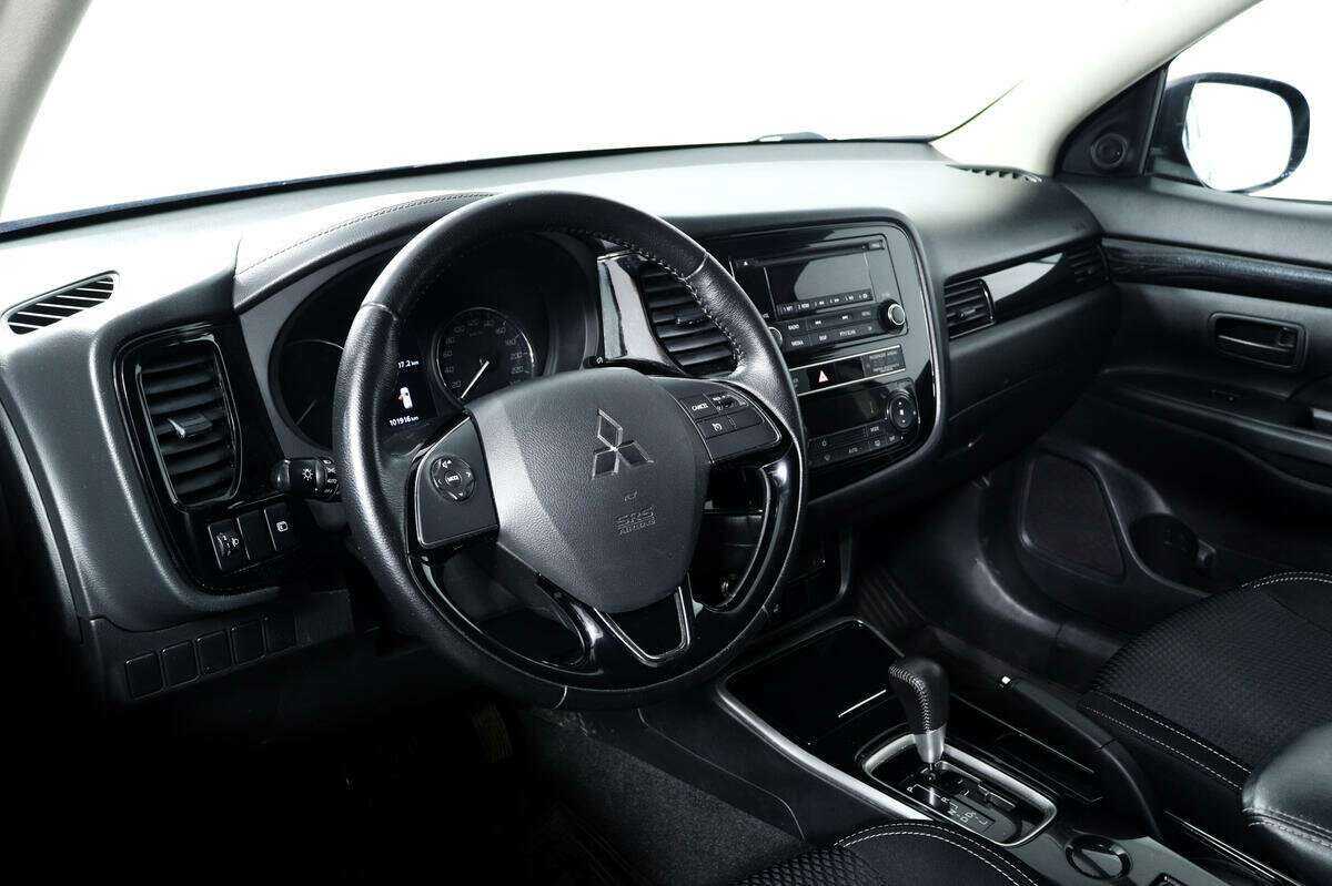 Купить Mitsubishi Outlander, 2018, 101 000 км, фото №13