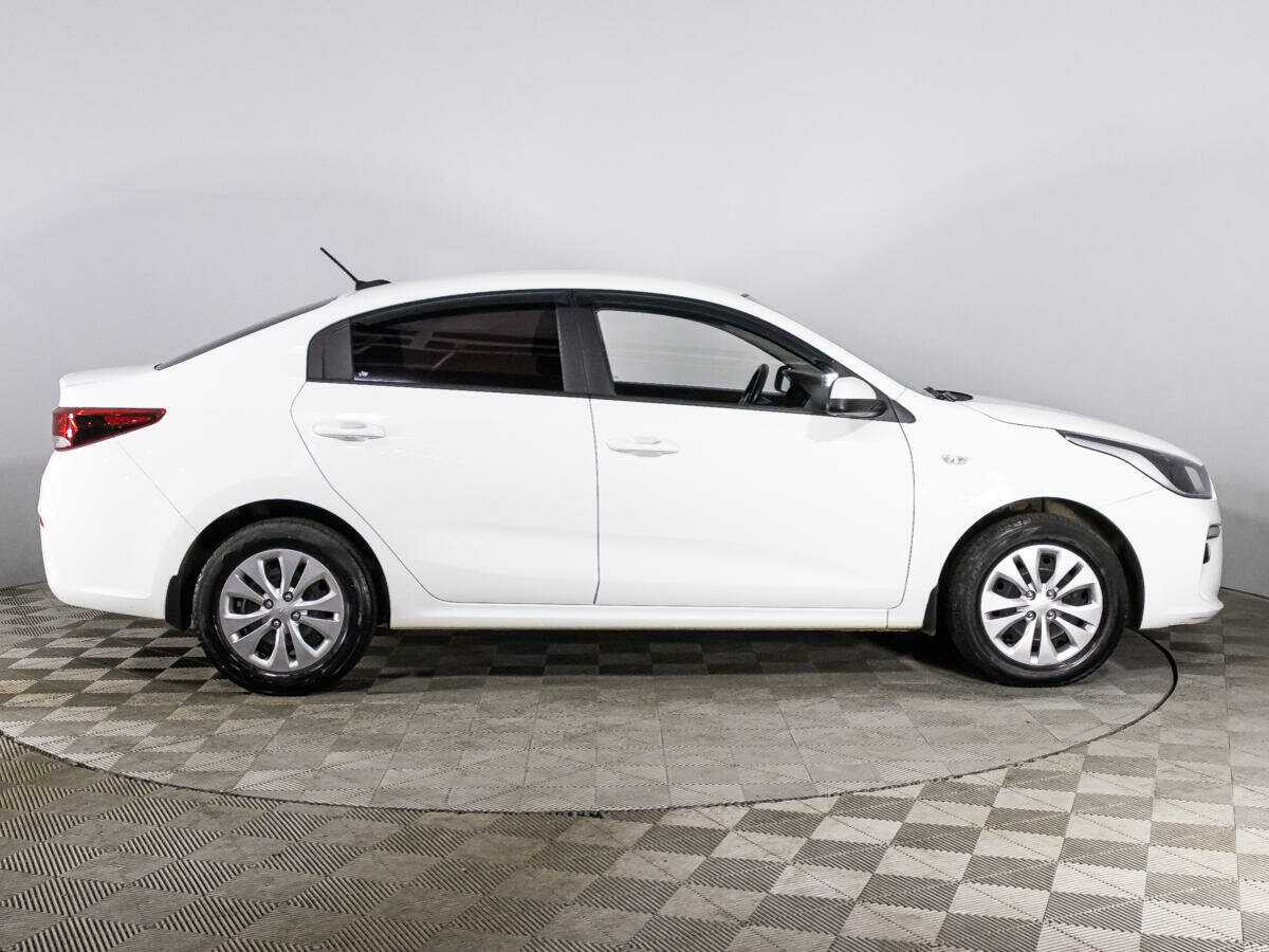 Купить Kia Rio, 2018, 70 181 км, фото №4