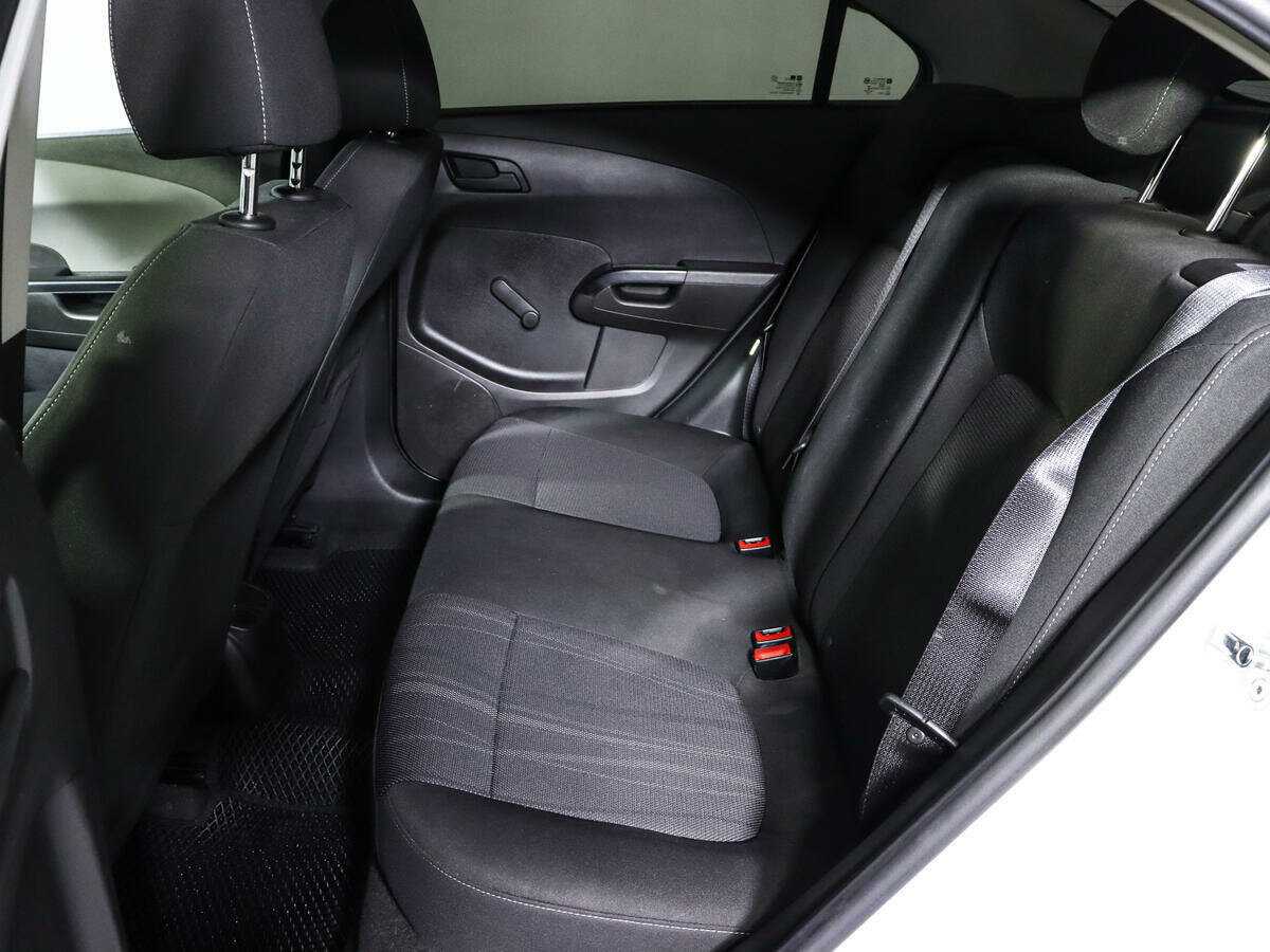 Купить Chevrolet Aveo, 2012, 124 188 км, фото №8