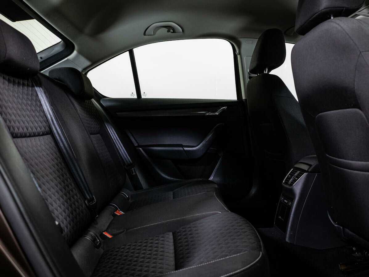 Купить Skoda Octavia, 2018, 76 437 км, фото №11