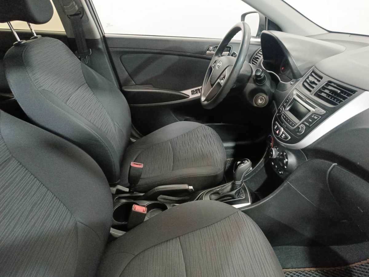 Купить Hyundai Solaris, 2016, 71 506 км, фото №10