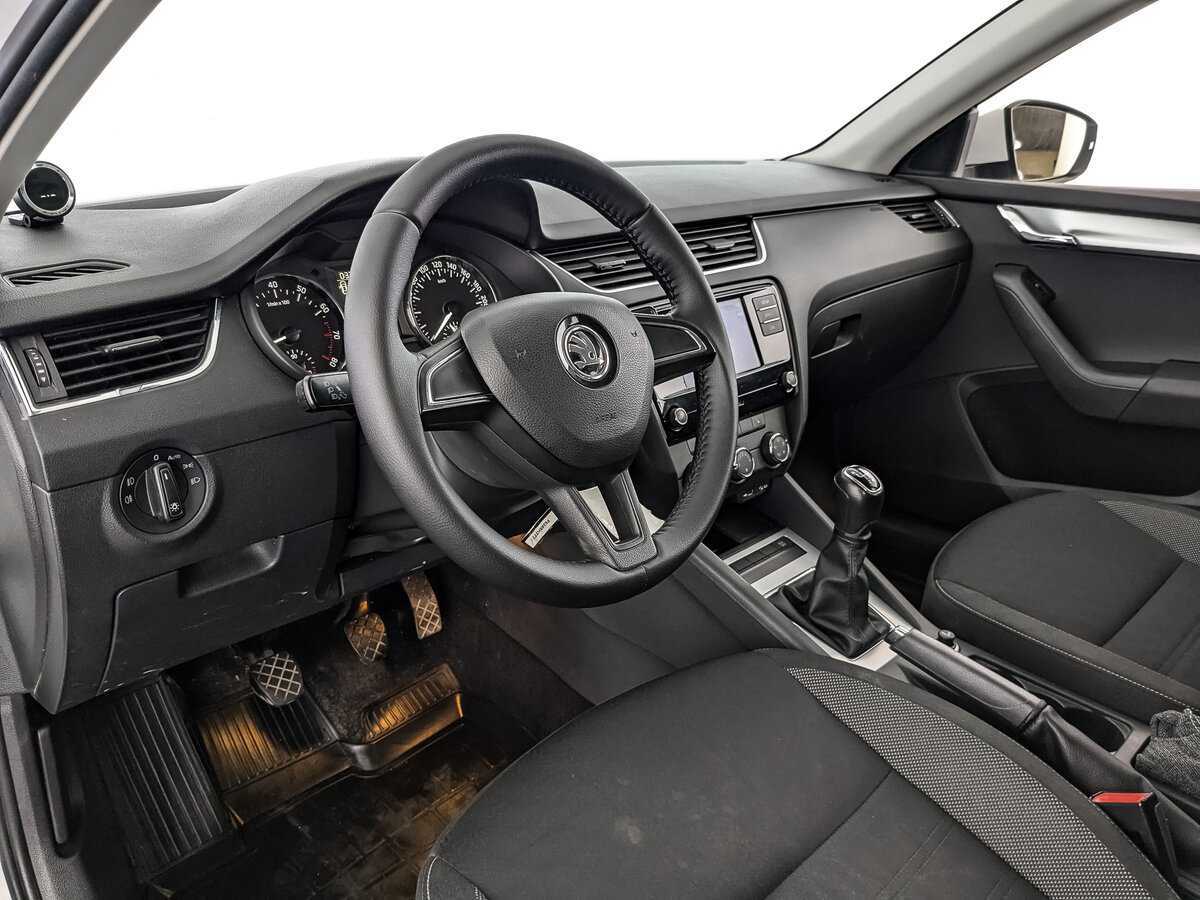 Купить Skoda Octavia, 2017, 144 758 км, фото №11
