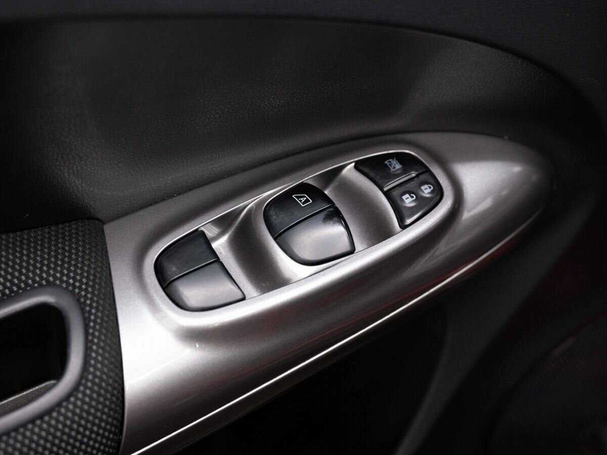 Купить Nissan Juke, 2012, 199 568 км, фото №16