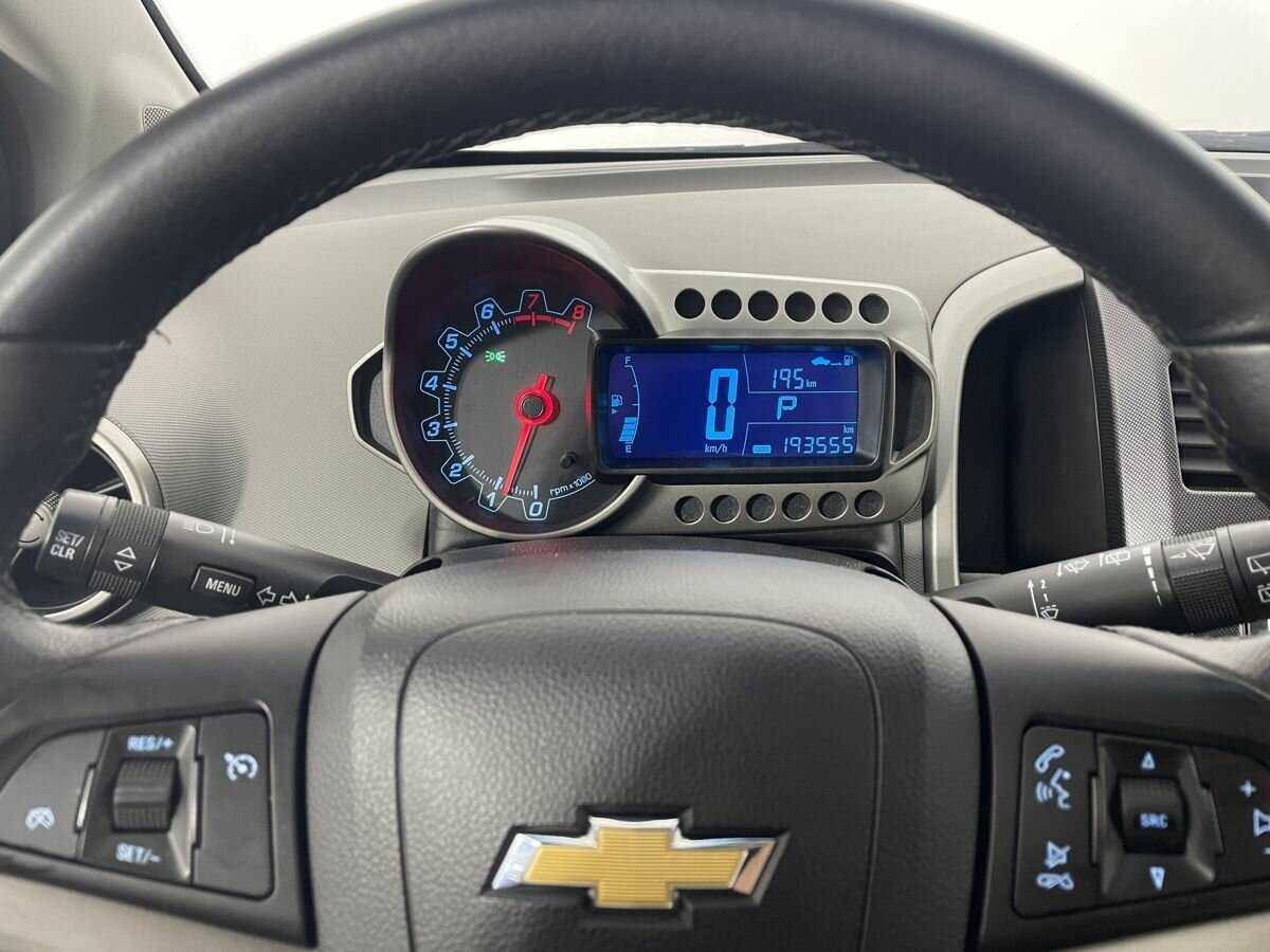 Купить Chevrolet Aveo, 2014, 193 555 км, фото №10