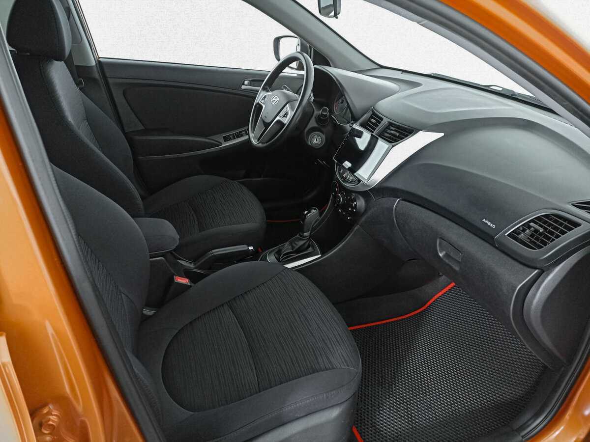 Купить Hyundai Solaris, 2014, 111 302 км, фото №9