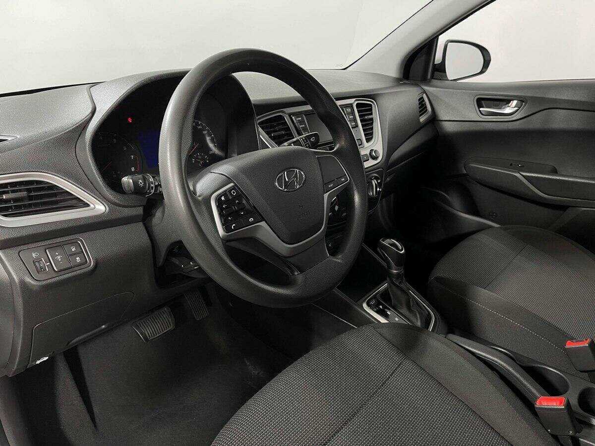 Купить Hyundai Solaris, 2020, 119 517 км, фото №11