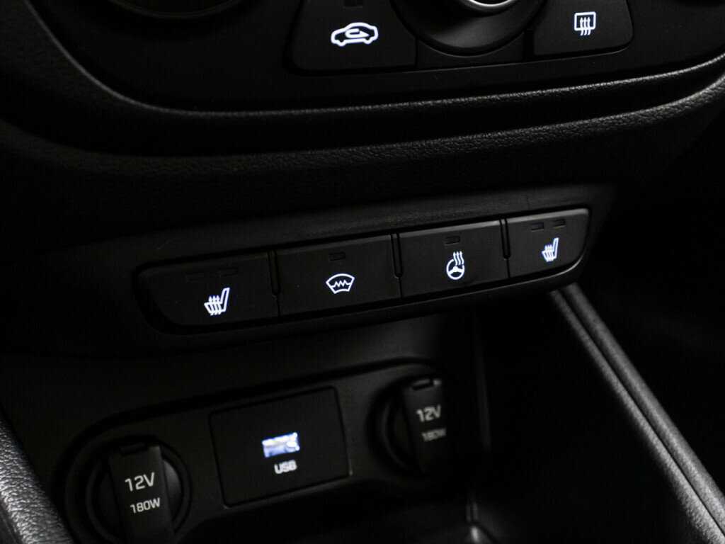 Купить Hyundai Solaris, 2020, 69 869 км, фото №17