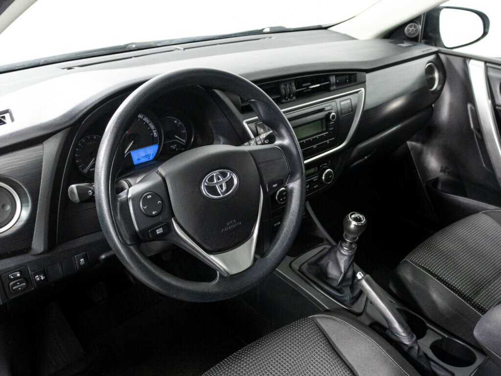 Купить Toyota Auris, 2014, 149 919 км, фото №11