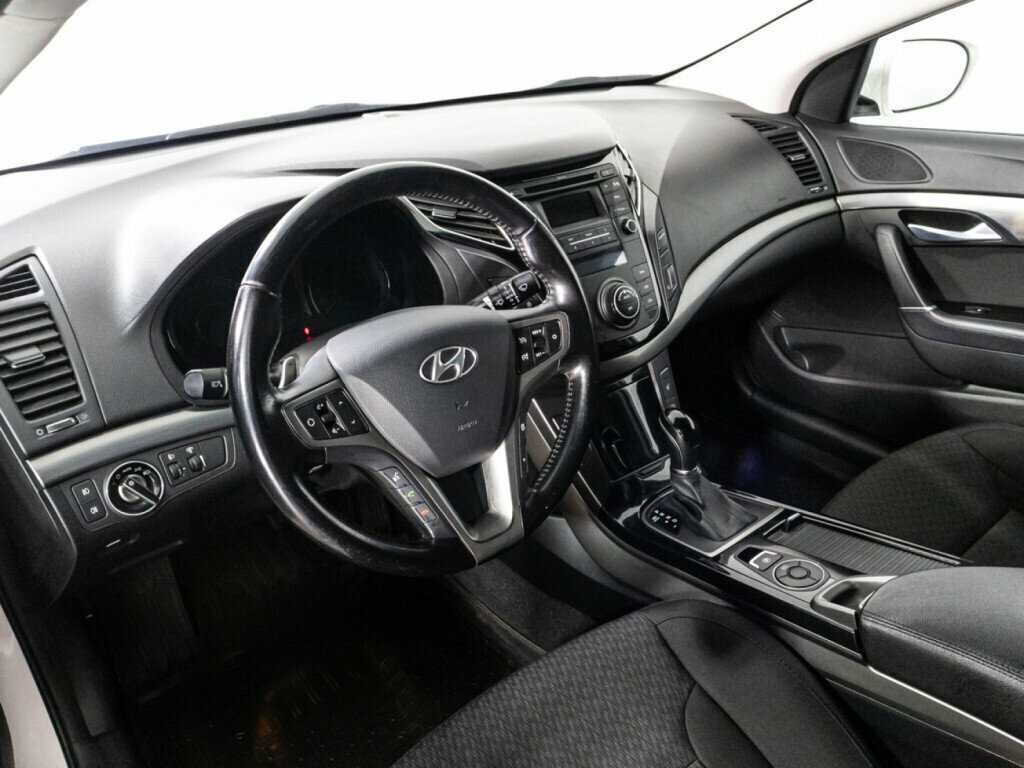 Купить Hyundai i40, 2015, 74 188 км, фото №11