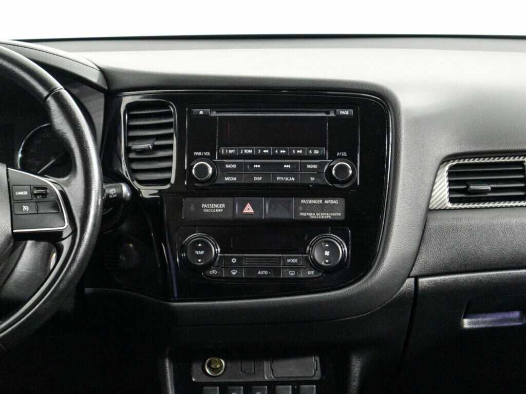 Купить Mitsubishi Outlander, 2018, 141 757 км, фото №14