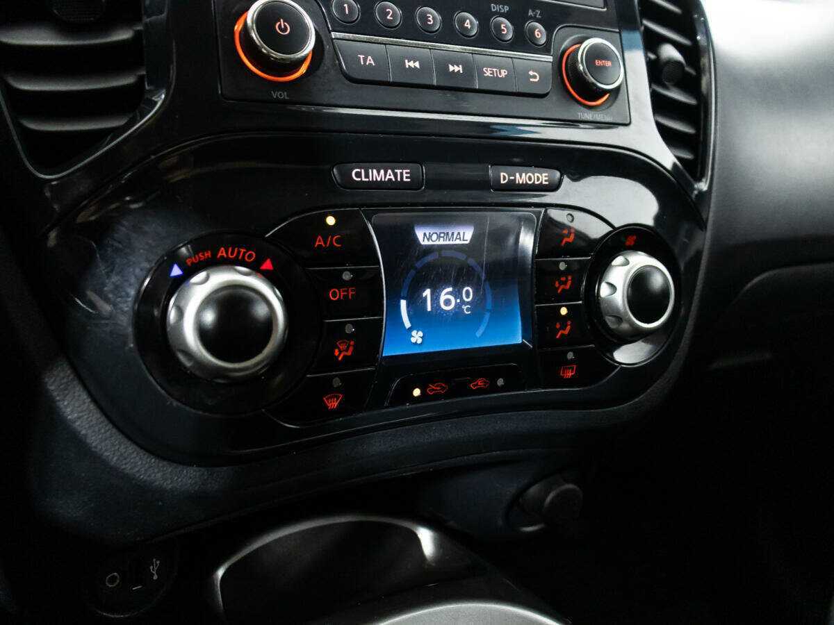 Купить Nissan Juke, 2012, 212 245 км, фото №15