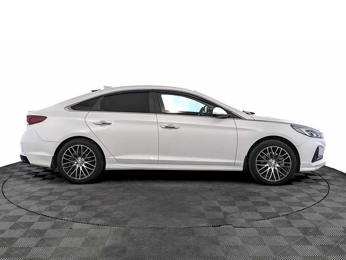Купить Hyundai Sonata, 2019, 72 280 км, фото №4