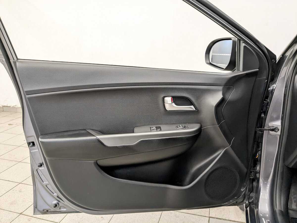 Купить Kia Rio, 2015, 66 307 км, фото №17