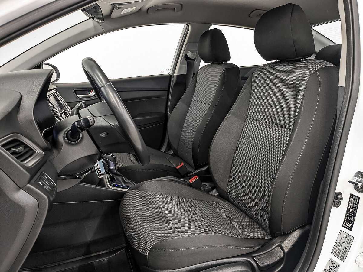 Купить Hyundai Solaris, 2019, 107 966 км, фото №18