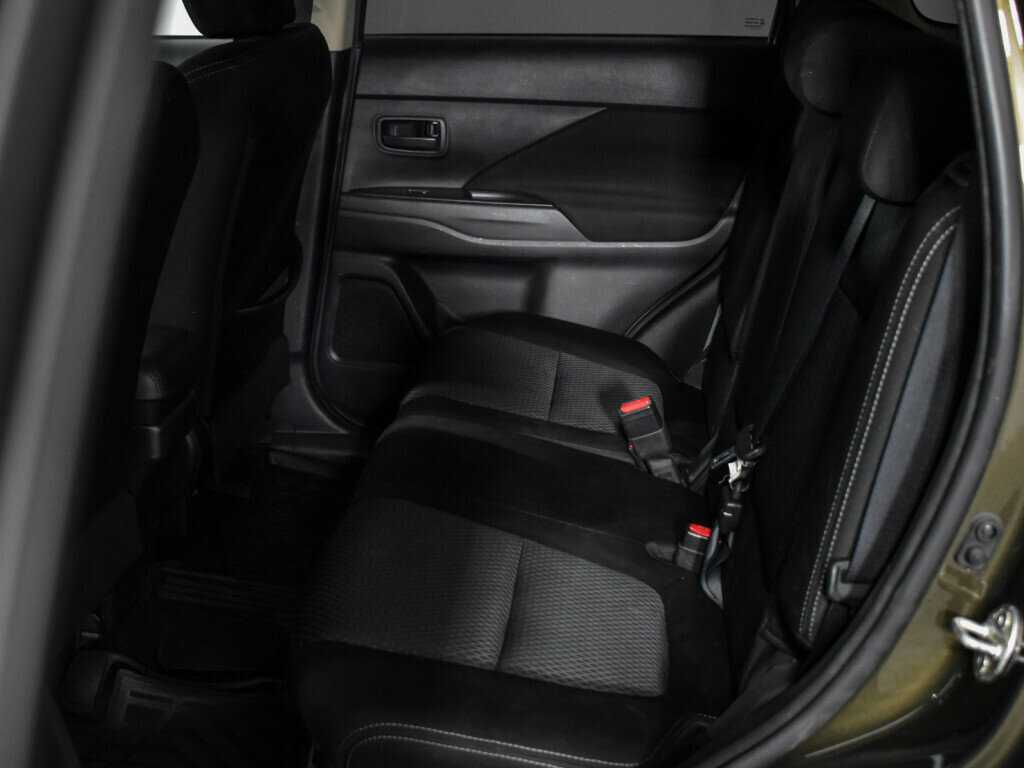 Купить Mitsubishi Outlander, 2017, 130 150 км, фото №12