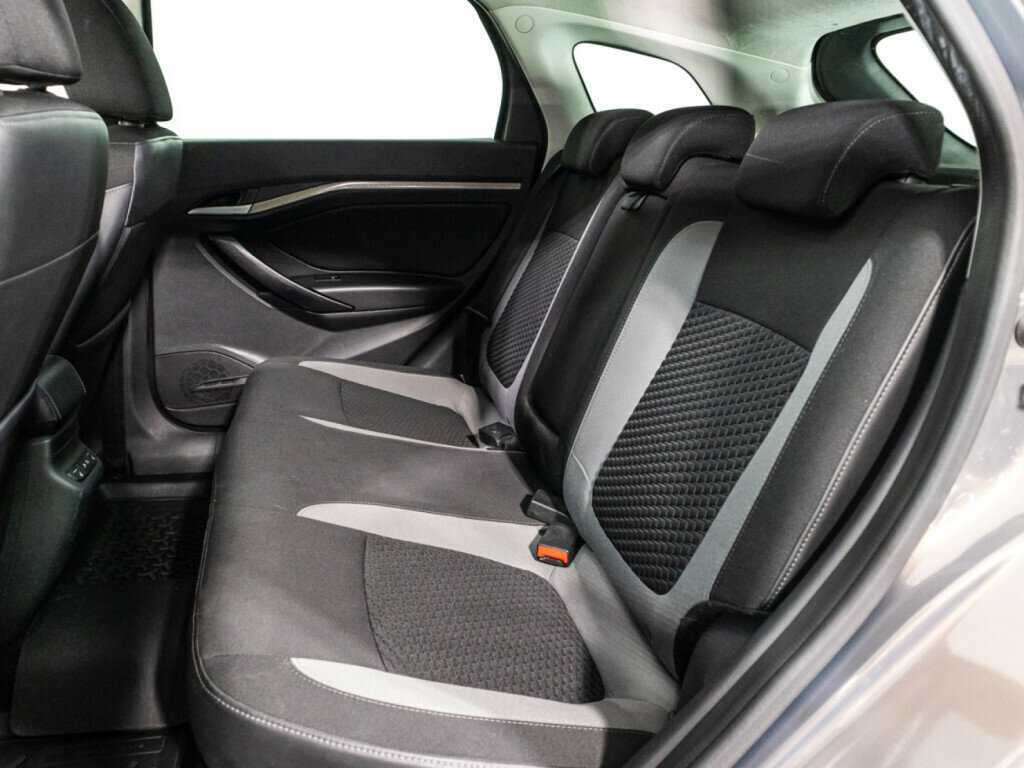 Купить Lada (ВАЗ) Vesta SW, 2018, 124 046 км, фото №10