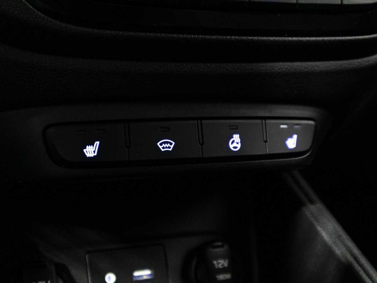 Купить Hyundai Solaris, 2018, 104 961 км, фото №17