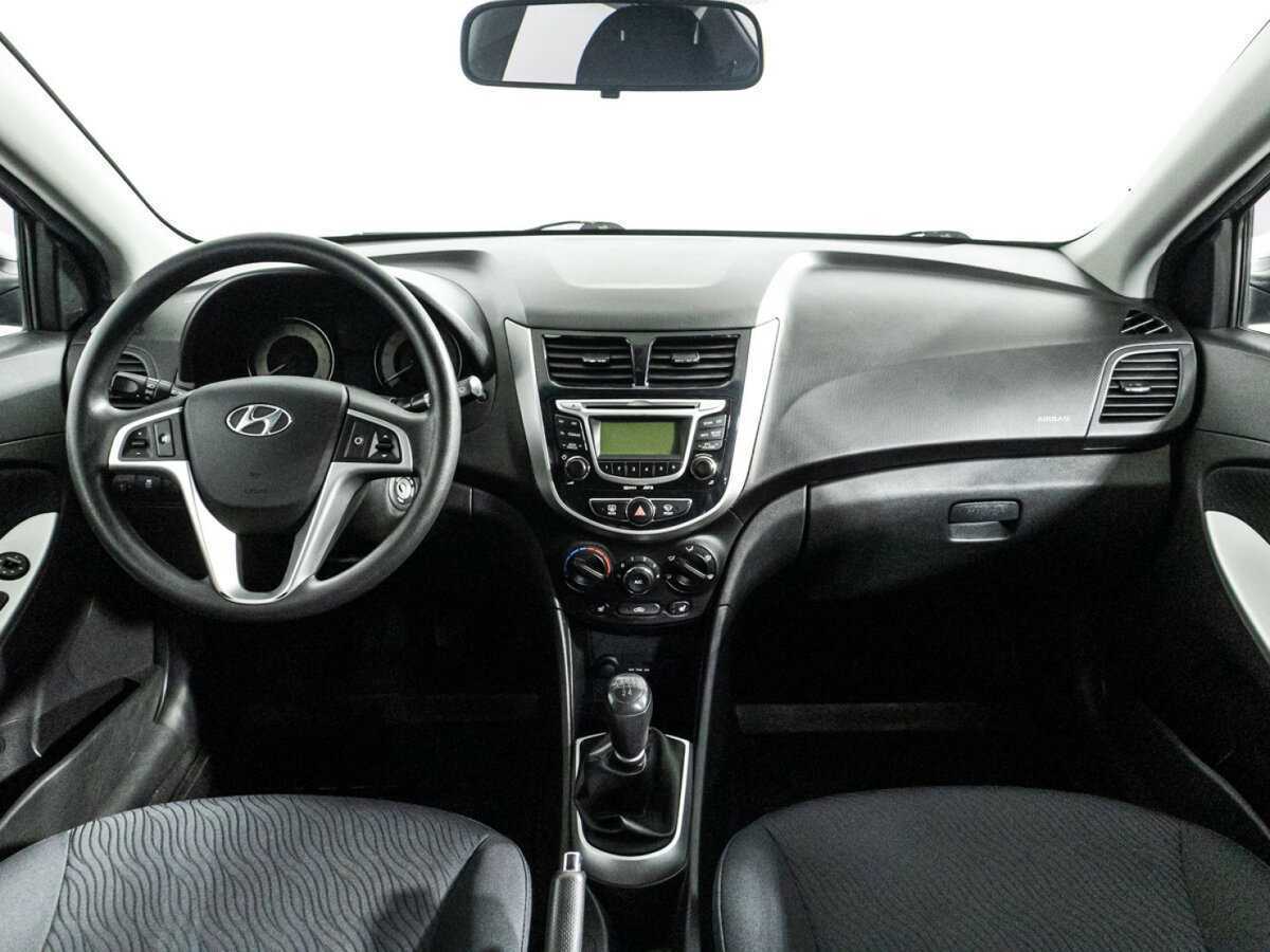 Купить Hyundai Solaris, 2013, 175 055 км, фото №13