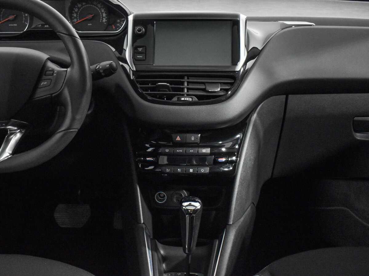 Купить Peugeot 208, 2014, 68 000 км, фото №14