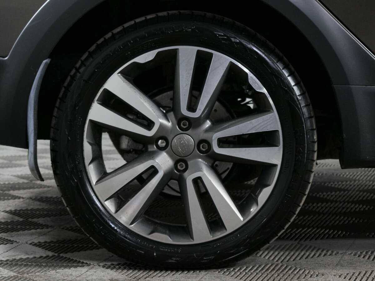 Купить Lada (ВАЗ) Vesta SW Cross, 2019, 115 624 км, фото №16