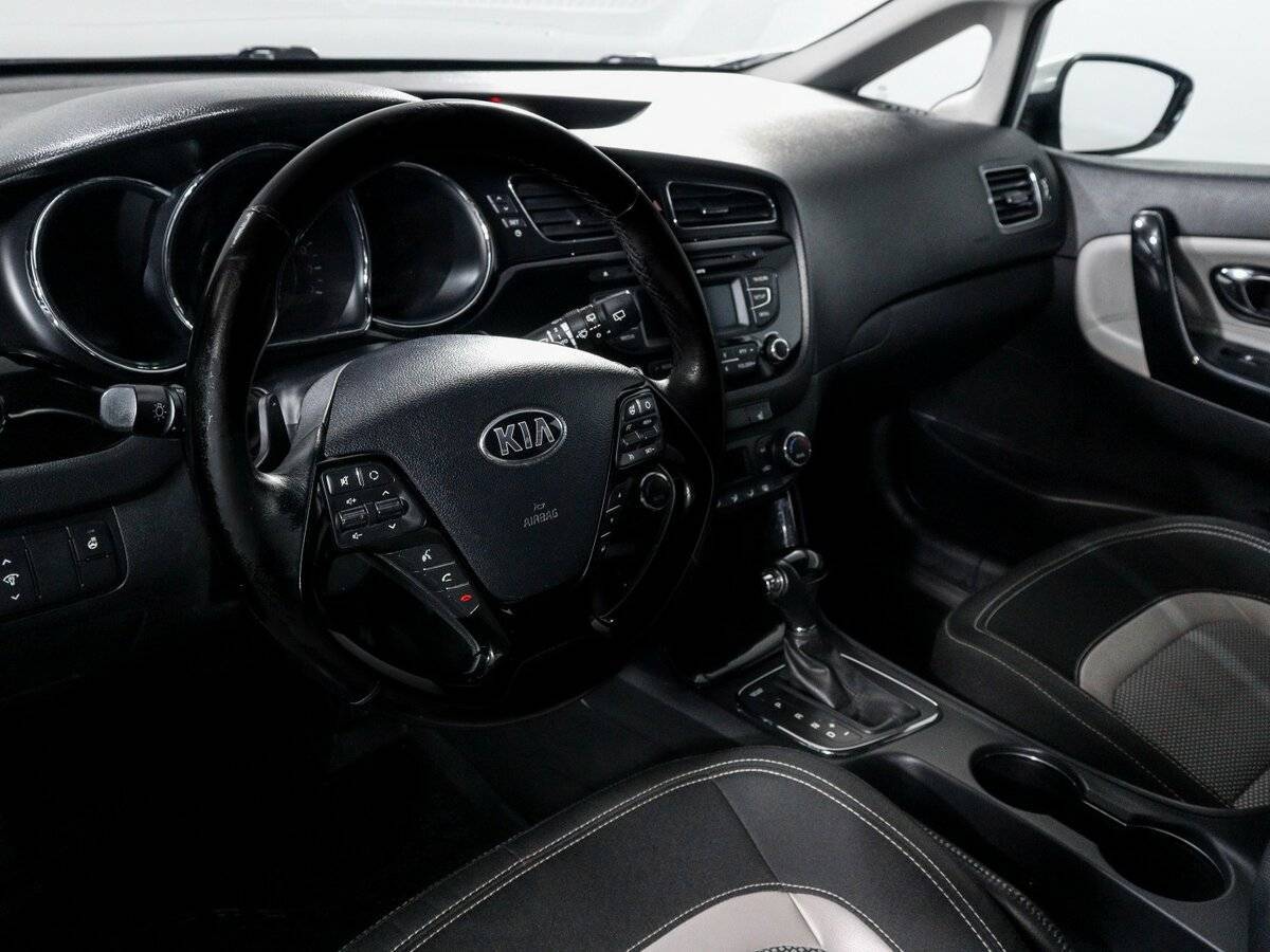 Купить Kia Ceed, 2012, 163 911 км, фото №9