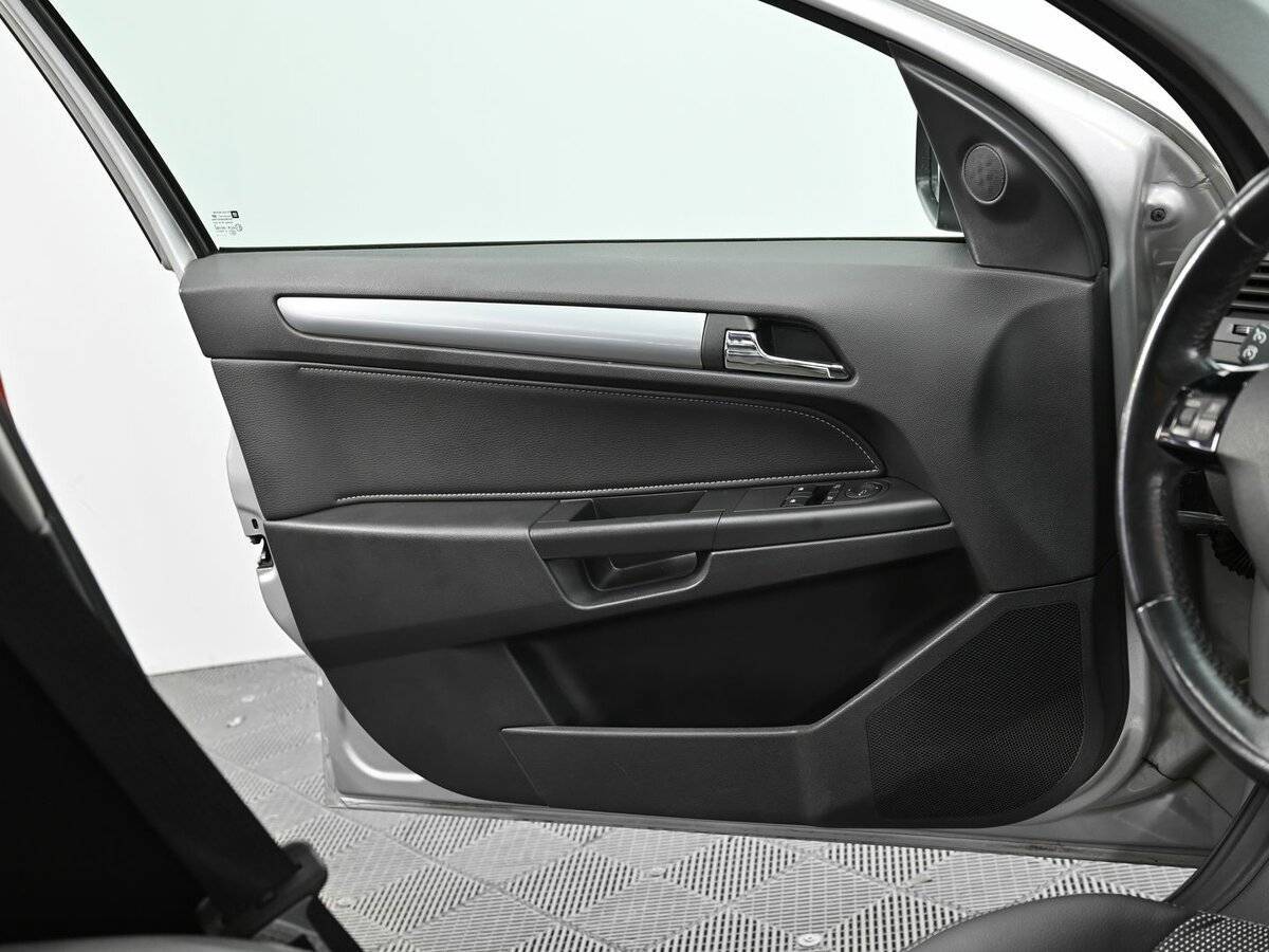 Купить Opel Astra, 2012, 154 000 км, фото №7