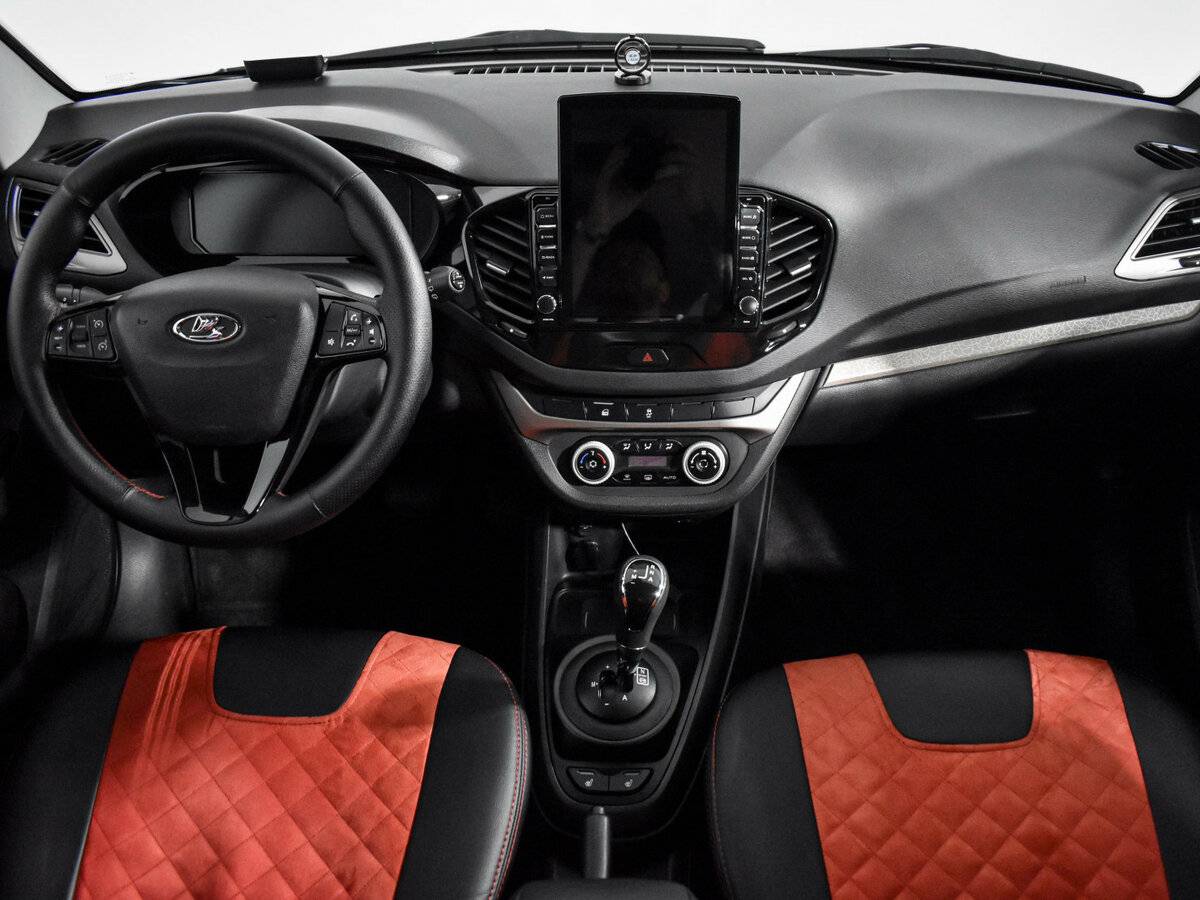 Купить Lada (ВАЗ) Vesta SW I, 2018, 107 000 км, фото №12