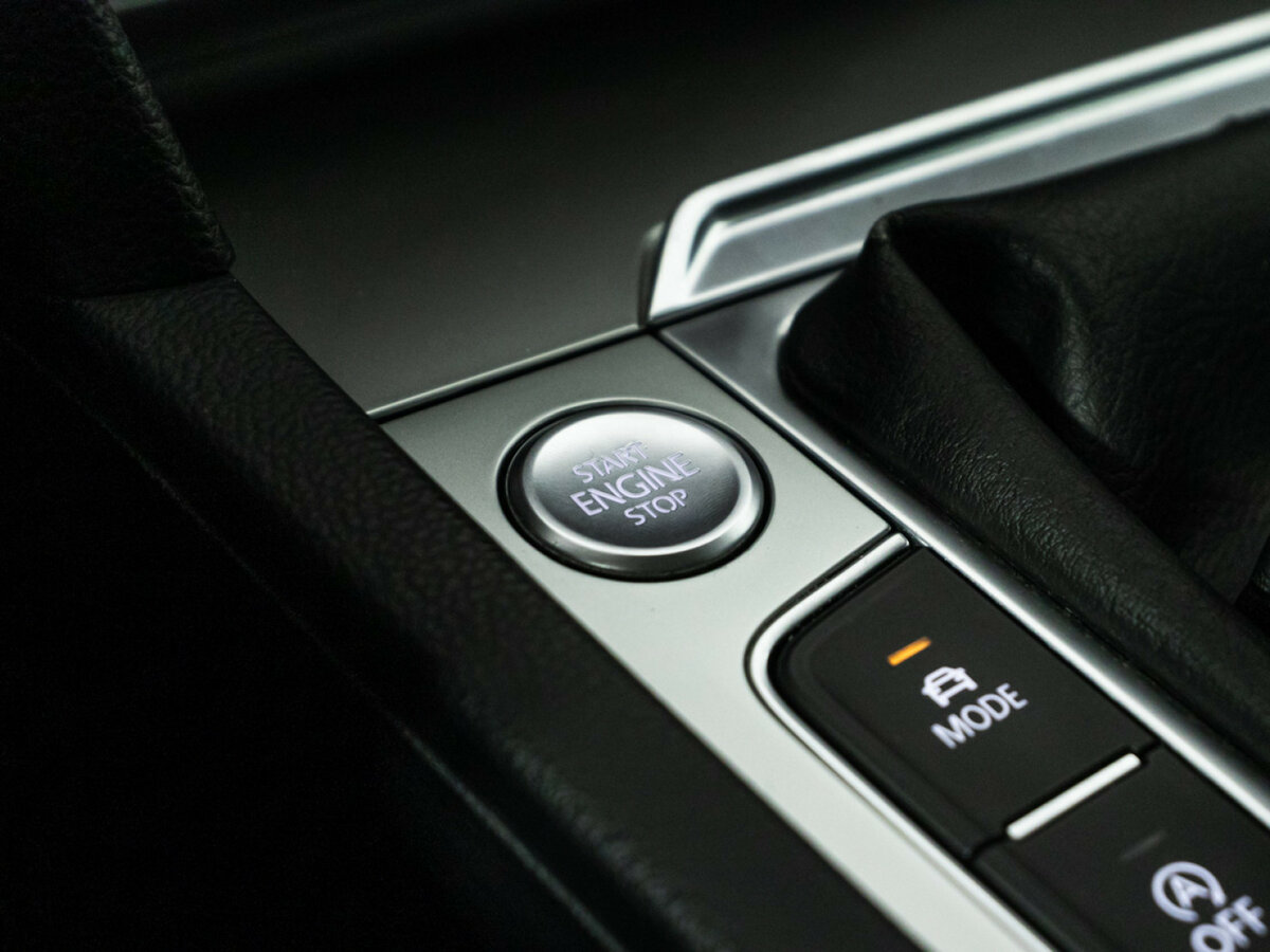 Купить Volkswagen Passat B8, 2017, 147 000 км, фото №17